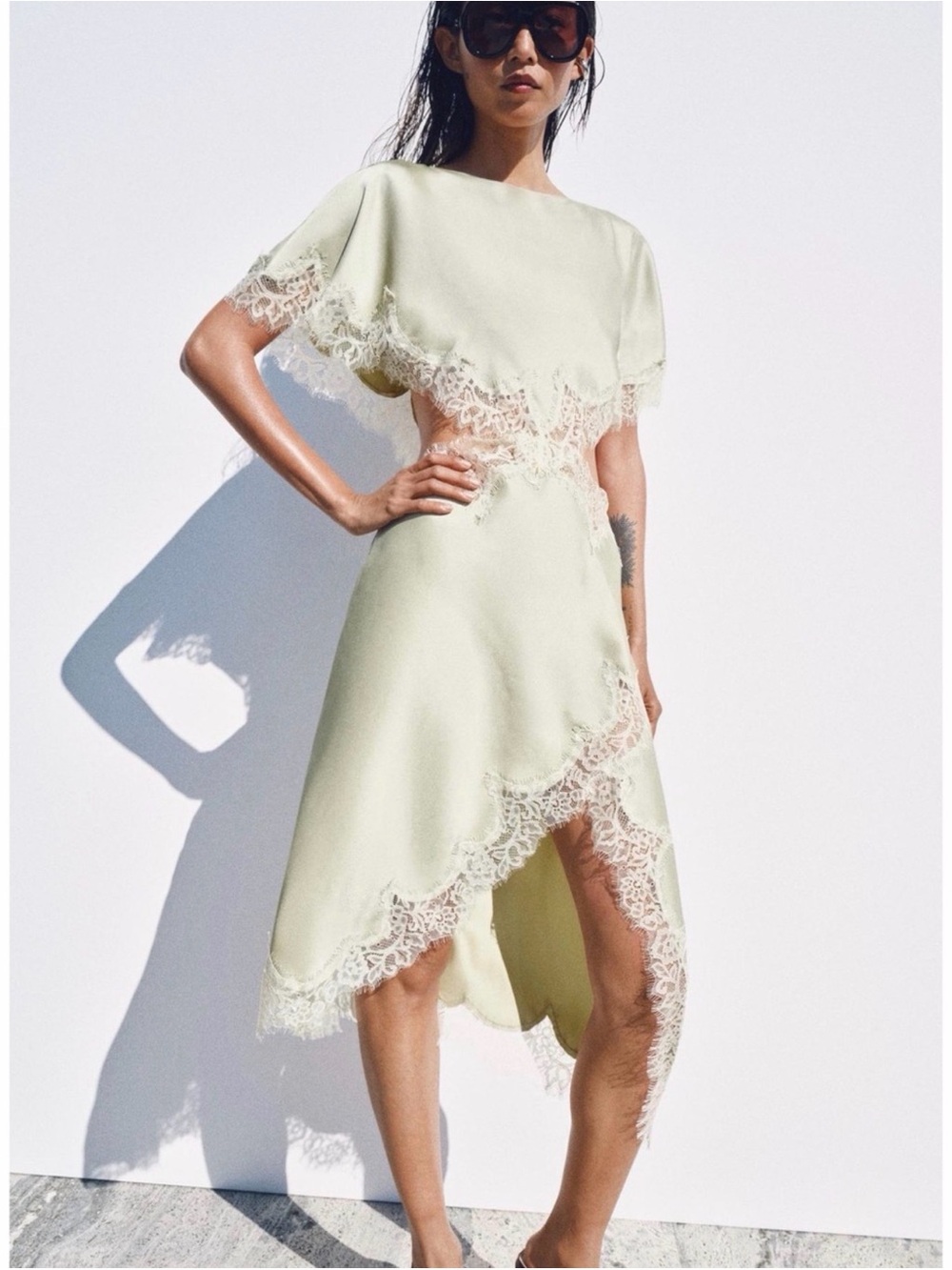 ZARA Elegant Lace-Trim Midi Dress in Pale Green